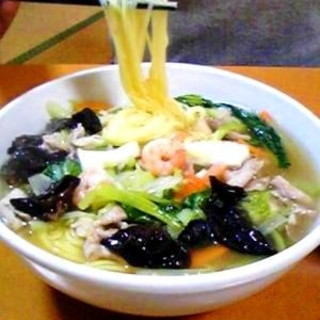 おうちで海鮮湯麺